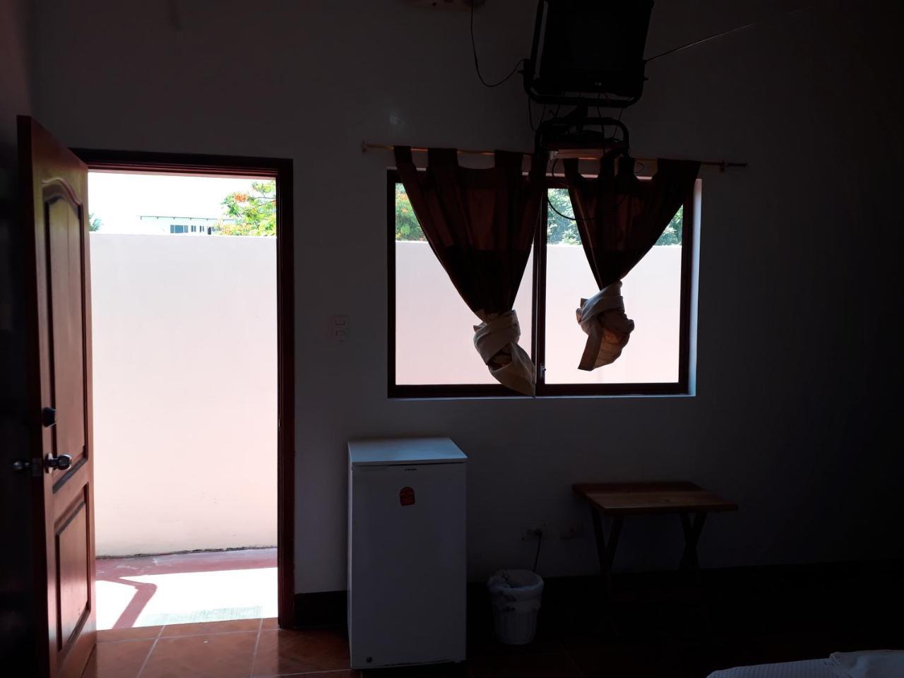 Hospedaje Mother Fanny بْوُرتو فيلاميل المظهر الخارجي الصورة